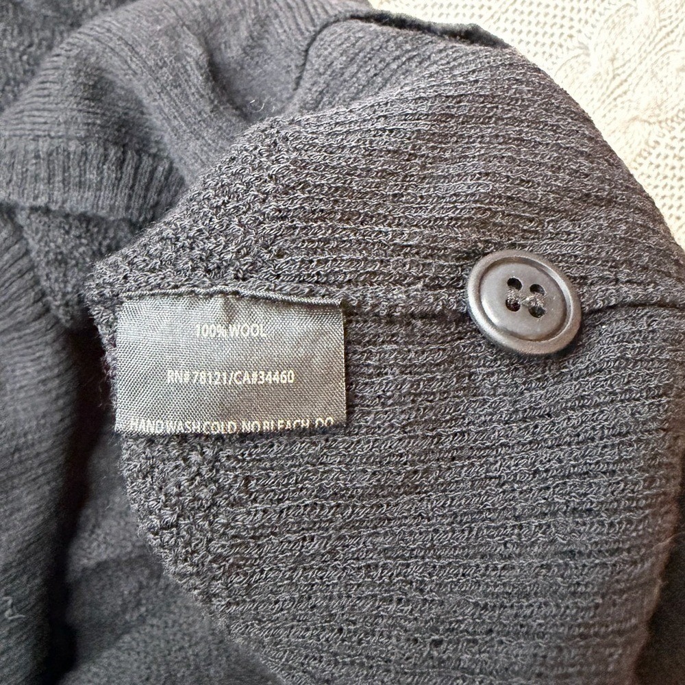 Eileen Fisher Women's Medium 100% Wool Knit Vest Sleeveless Cardigan Pockets - Picture 5 of 7